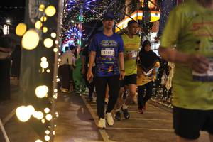 BIB: 3767, 717
                            <button type="button" onclick="openModal(26220339)" class="btn btn-primary btn-sm float-right btn-popup" data-toggle="modal" data-target=".modal-high-quality">
                        <i class="fas fa-shopping-cart"></i> Add to Cart
                    </button>
                                            <button type="button" onclick="isThisMe(26220339, true)" class="btn btn-success btn-sm float-right btn-popup btn-isme hidden" data-toggle="tooltip" data-placement="bottom" title="นี่คือรูปของคุณใช่ไหม คลิกที่นี่เพื่อเอาเข้าอัลบั้ม">
                        <i class="fas fa-plus"></i> Add to album
                    </button>
                    <button type="button" onclick="isThisMe(26220339, false)" class="btn btn-warning btn-sm float-right btn-popup btn-isnotme hidden">
                        <i class="fas fa-ban"></i> Remove from album
                    </button>